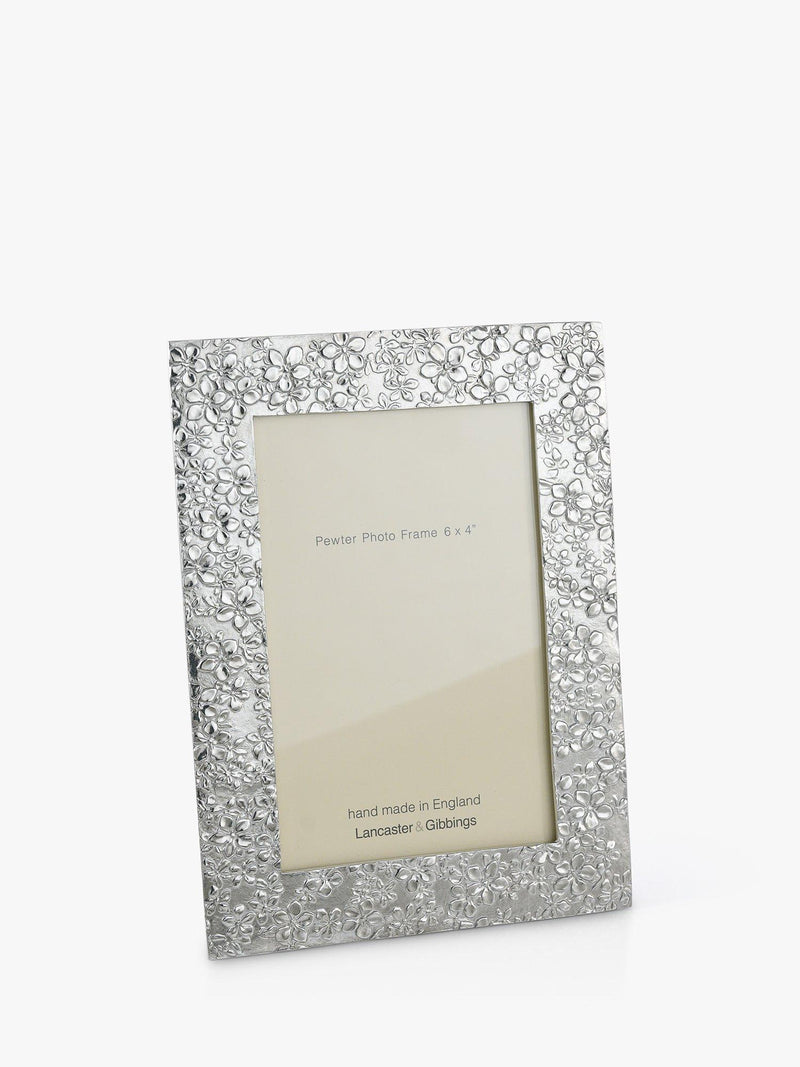 Lancaster and Gibbings Goodleigh floral photo frame in pewter, UK version