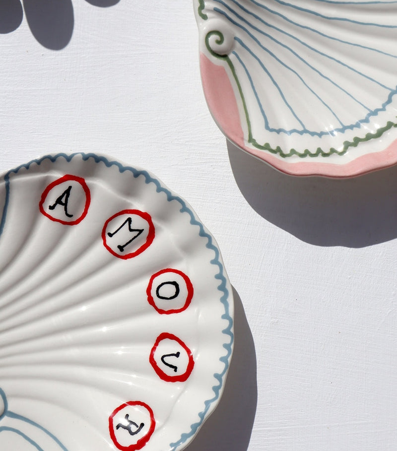 LAETITIA ROUGET Set of 2 Amour Shell Trinket Trays (12cm)