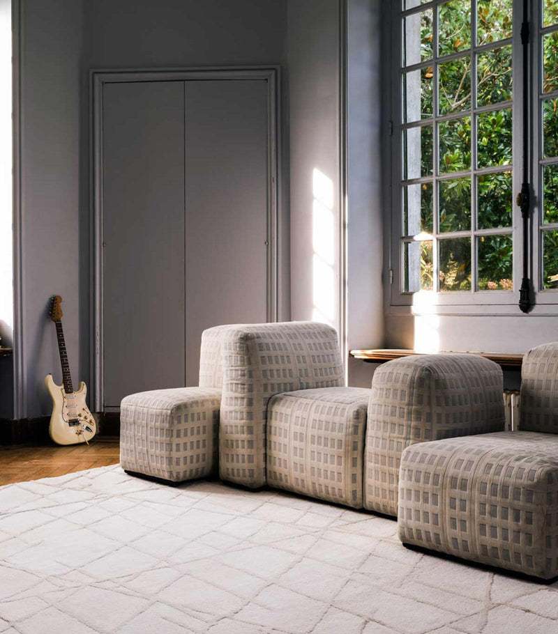 The Rug Company x Kelly Wearstler Riven Alabaster Rug (2.44m x 3.05m)