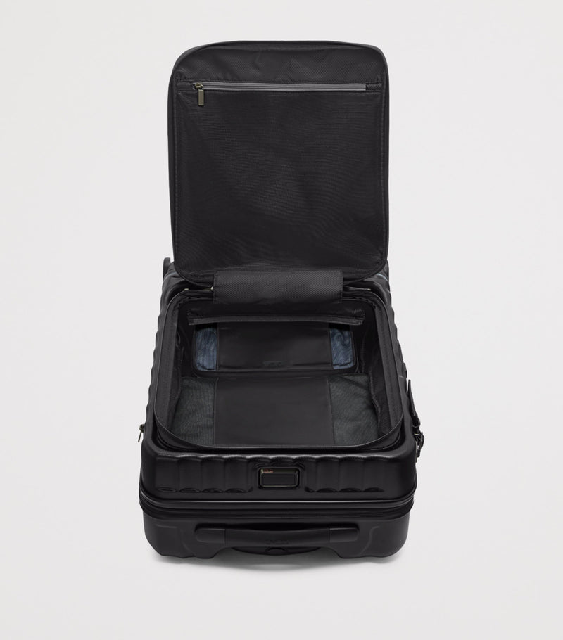 Tumi cabin suitcase 55cm (British brand)