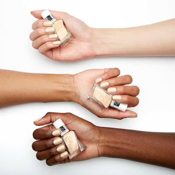 Essie Gel Couture nail polish Atelier At The Bay - British product