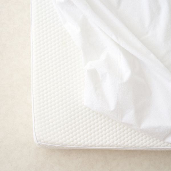 The Tiny Bed Co. Fitted Mattress Protector Cot (120 x 60cm) GOODS Superdrug