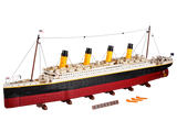 LEGO Titanic model ship 9090 pieces (British brand)