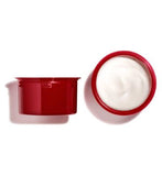 CHANEL
N1 DE CHANEL RICH REVITALIZING CREAM
SMOOTHS - NOURISHES - PROTECTS FROM WINTER