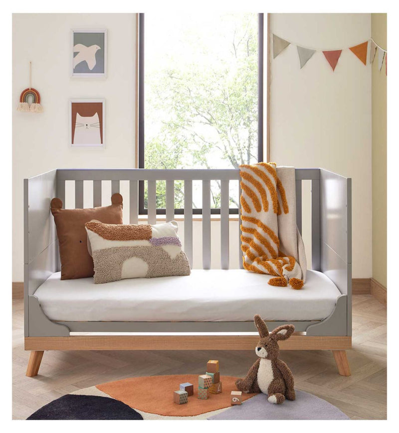 Babymore Mona cot bed grey 145cm - British product