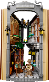 LEGO Icons Sherlock Holmes Book Nook Building Set 1359 Pieces