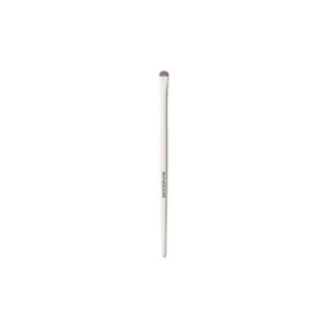 Morphe m382 Detail Smudger Eye Brush, imported from the UK