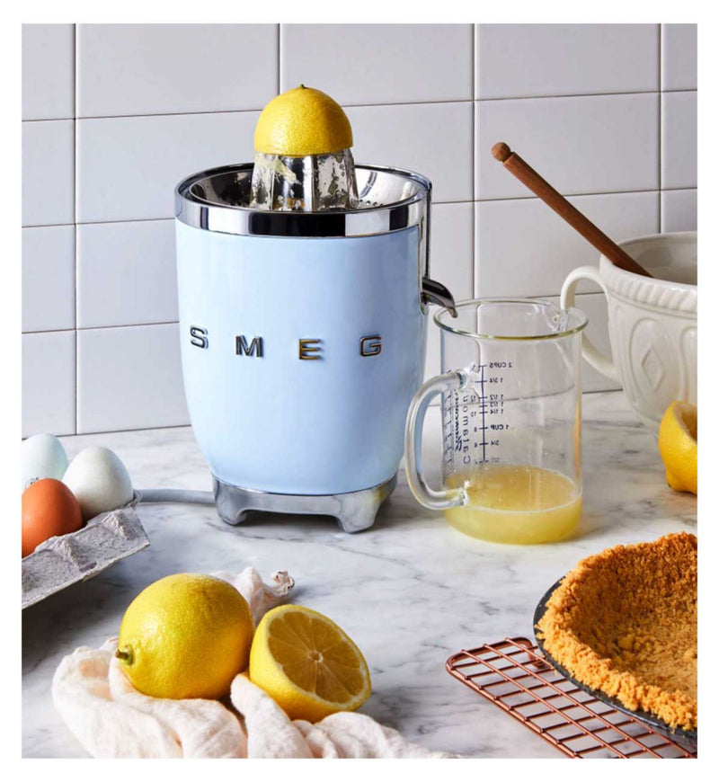 Smeg citrus juicer Pastel Blue variant (British brand)