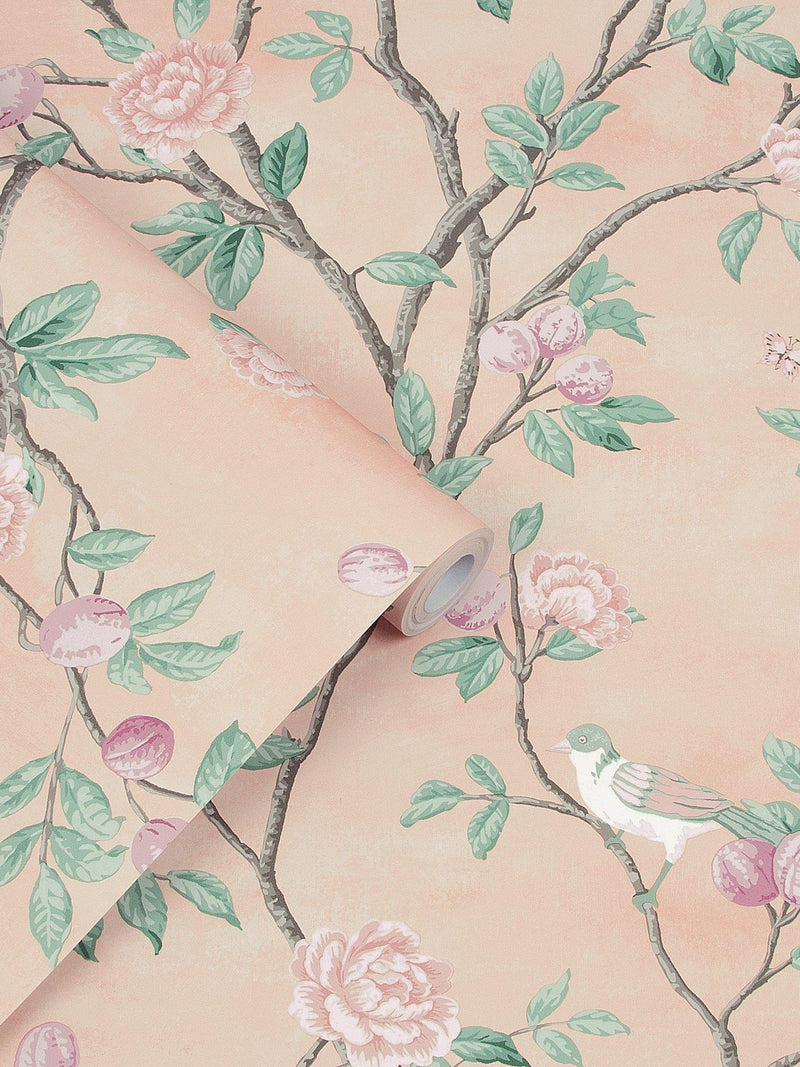 Laura Ashley Eglantine wallpaper, UK version
