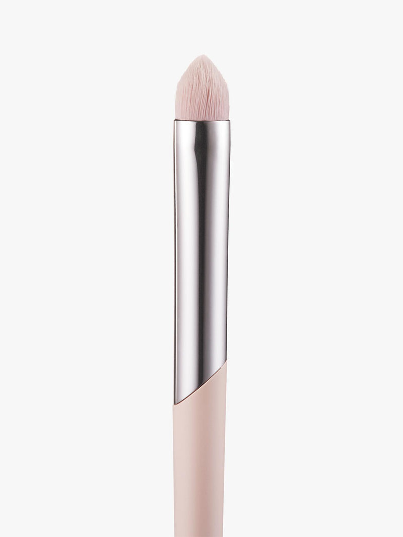 Fenty Beauty Precise Definition Eyeshadow Brush 220 - British product