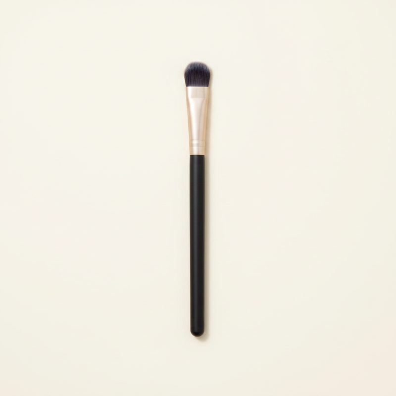 No7 Pro Artist Detailed Stroke Precision Eyeshadow Brush, imported from the UK