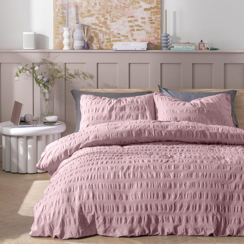 Habitat seersucker wide stripe lilac bedding set king size, UK version
