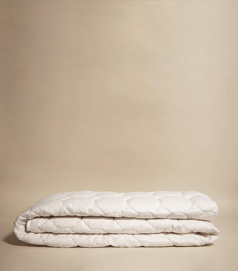 Harrods of London cotton double mattress protector 135cm x 190cm, UK version