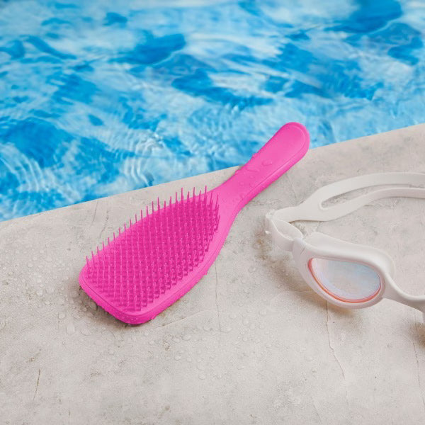 Tangle Teezer Ultimate Detangler Runway Pink Hair Tool (British brand)