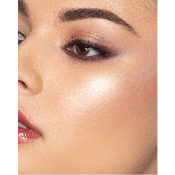 Milani baked highlighter Champagne D'oro 7g, imported from the UK