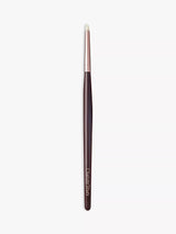Ergonomic Eye Liner Brush for Smoky Eyes and Precise Application