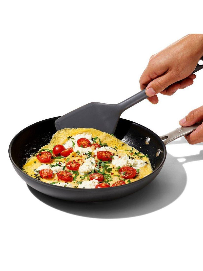 OXO silicone turner small flexible, imported from the UK