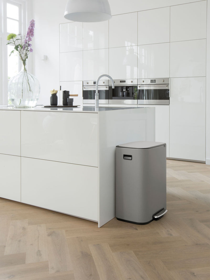 Brabantia Mineral Concrete Grey Bo 60L Pedal Bin