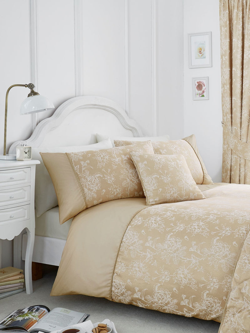 Dreams & Drapes Gold Jasmine Jacquard Duvet Cover Set - British product