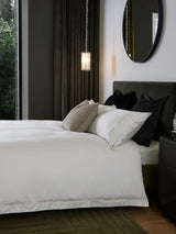 Collection Luxe Ivory/Champagne 600 Thread Count Cotton Sateen Duvet Cover and Pillowcase Set