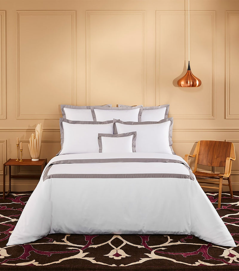 Yves Delorme Linea Platine Standard Oxford pillowcase 50cm x 75cm (British brand)