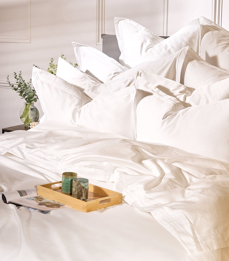 Harrods of London Richmond Super King Duvet Cover Set 260cm x 220cm, UK version