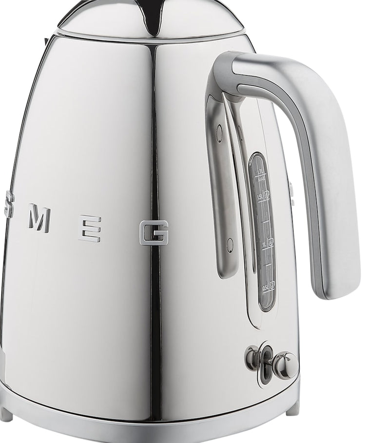Smeg Retro Kettle with stainless steel body and retro design (British brand)