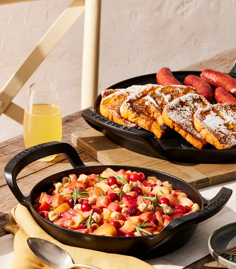 Le Creuset Cast Iron Outdoor Collection Round Skillet 25cm, UK version
