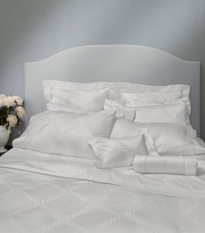 Pratesi Treccia boudoir pillowcase 30cm x 40cm, imported from the UK