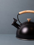 La Cafetiere black whistling kettle 1.6L, UK version