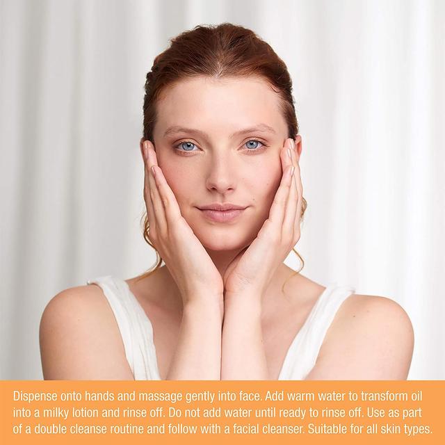 Super Facialist Vitamin C Cleansing Oil 200ml GOODS M&S