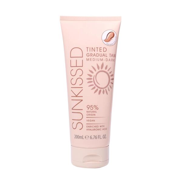 Sunkissed Gradual Tan Lotion Medium Dark 200ml (British brand)