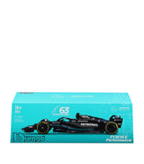 Bburago F1 Mercedes-AMG W14 #63 George Russell with Helmet 1:24 Scale Model