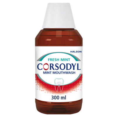 Corsodyl medicated mouthwash Fresh Mint 300ml - British product