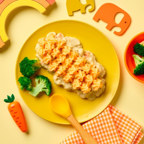 Little Dish chicken and vegetable pie toddler meal 200g, UK version