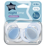 Tommee Tippee Glow in the Dark Nighttime Soothers with Steriliser Pod, 2-Pack, 6-18 Months