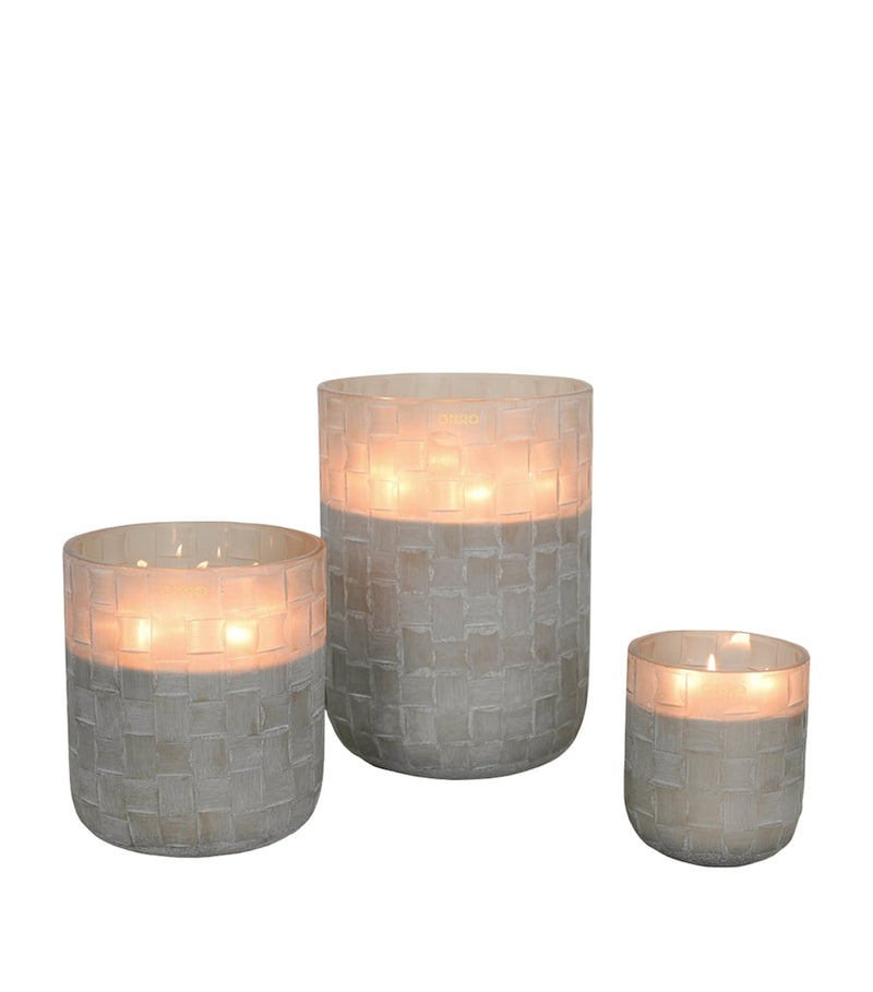 Onno Medium Precious Oud Chess Candle 363g, imported from the UK