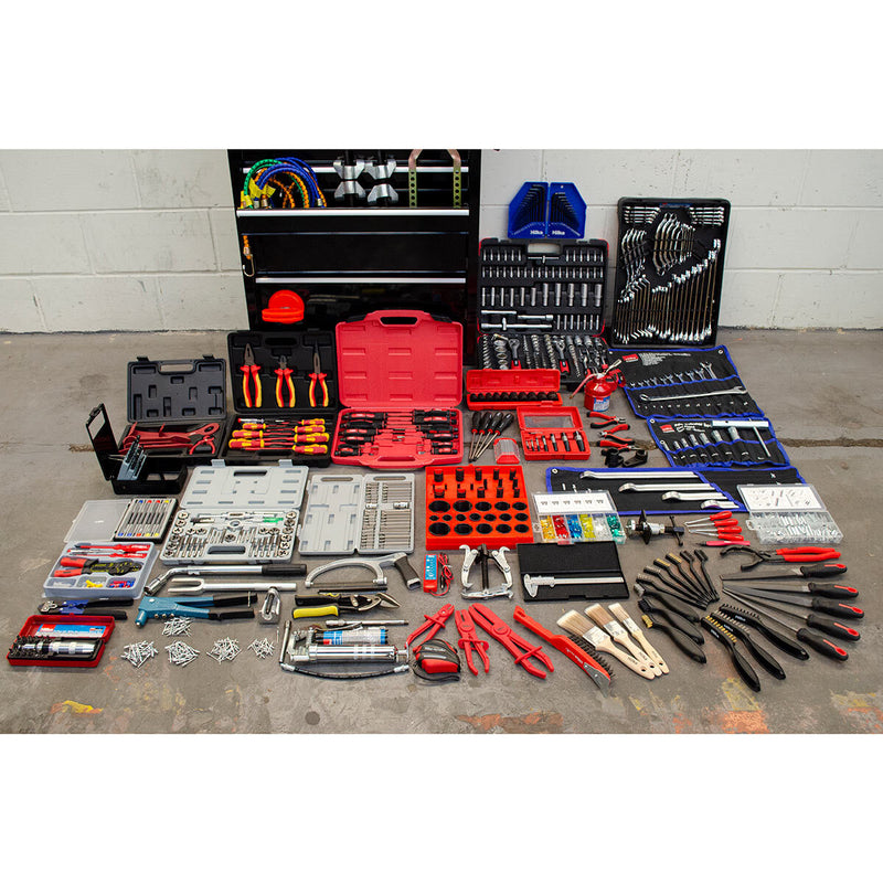 Hilka 1730 piece mechanics tool kit with 15-drawer chest, UK version