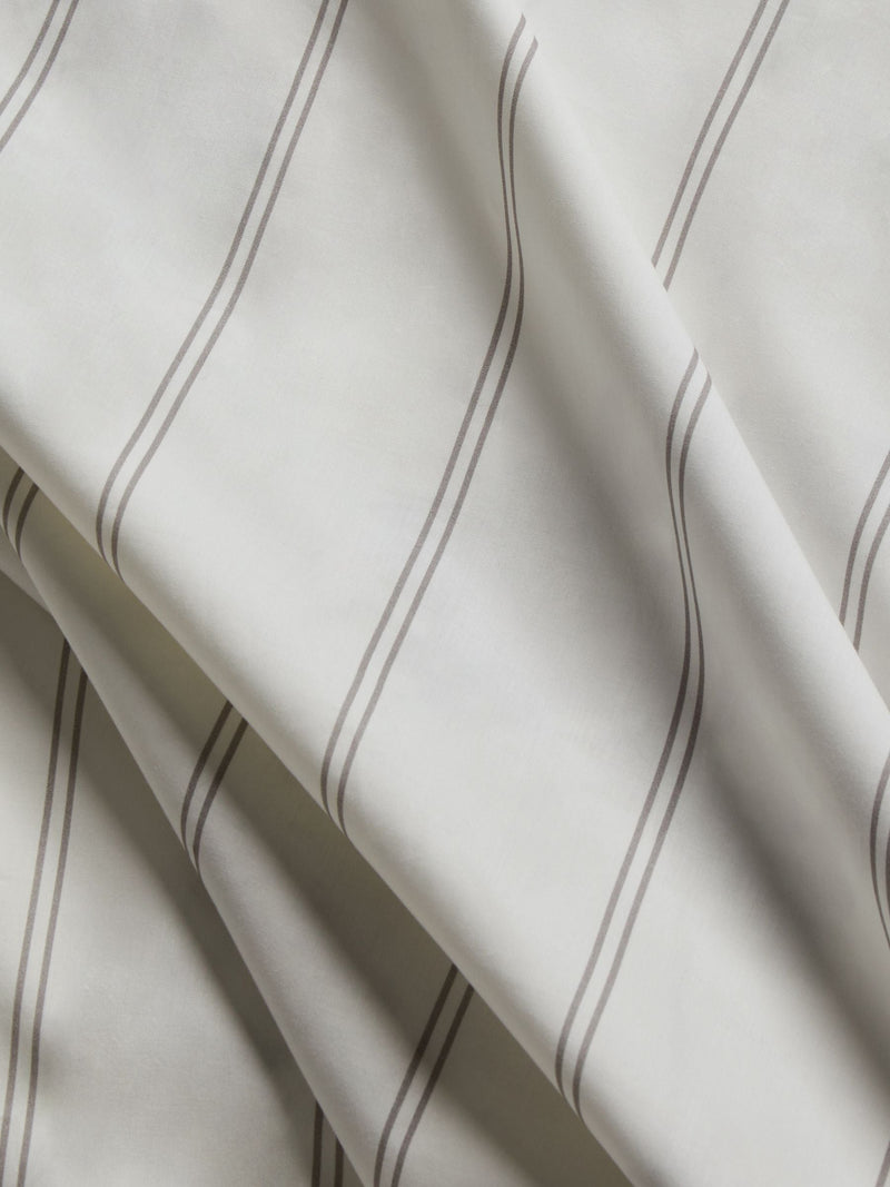 Grey/White floral duvet cover and pillowcase set - British product