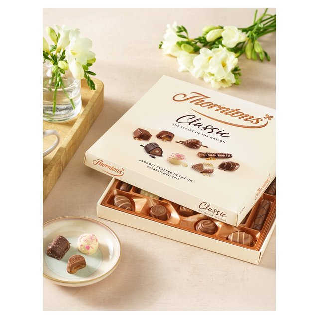 Thorntons Classic Collection Box of Chocolates 262g GOODS M&S