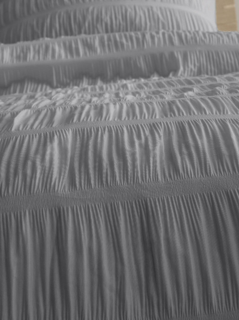 Catherine Lansfield grey seersucker duvet cover set - British product