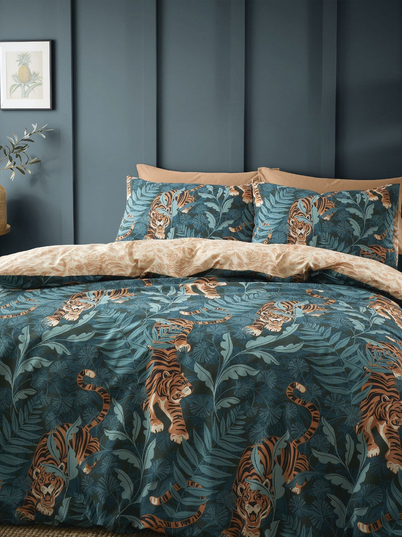 Catherine Lansfield Green Tropic Tiger Leaf Reversible Duvet Cover Set - British product