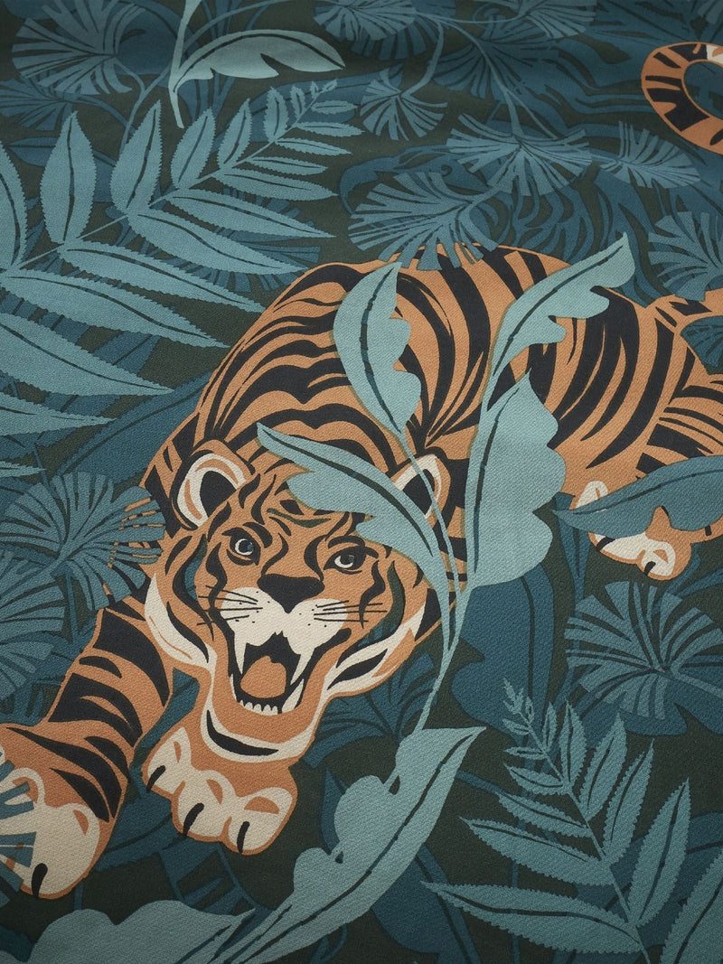 Catherine Lansfield Green Tropic Tiger Leaf Reversible Duvet Cover Set - British product