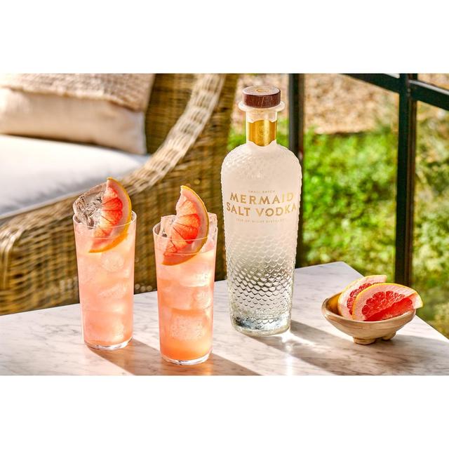 The Isle of Wight Distillery Mermaid Salt Vodka 70cl GOODS M&S