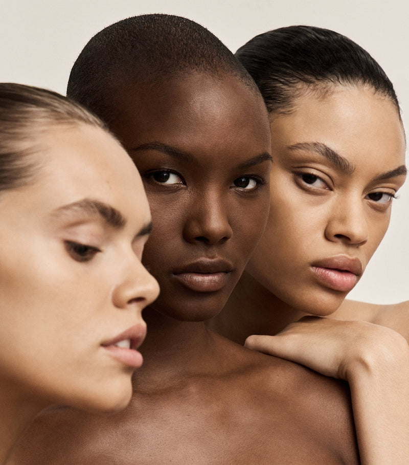 Kylie Cosmetics Natural Blur Powder Foundation