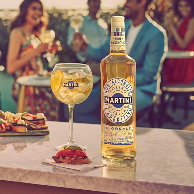 Martini Floreale non-alcoholic vermouth aperitivo 75cl, imported from the UK