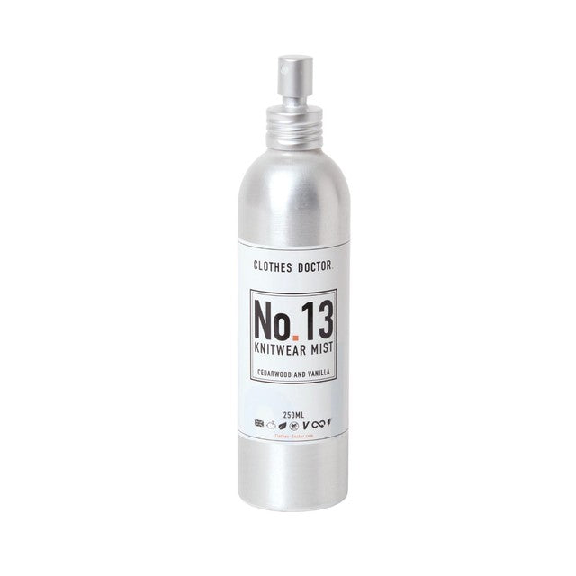 Clothes Doctor Knitwear Mist Cedarwood & Vanilla 250ml - British product