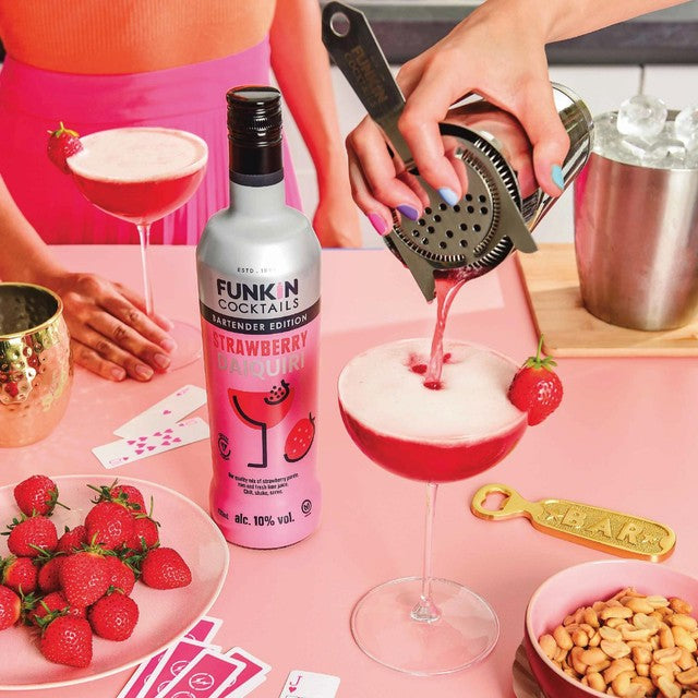 Funkin Strawberry Daiquiri cocktail 70cl - British product