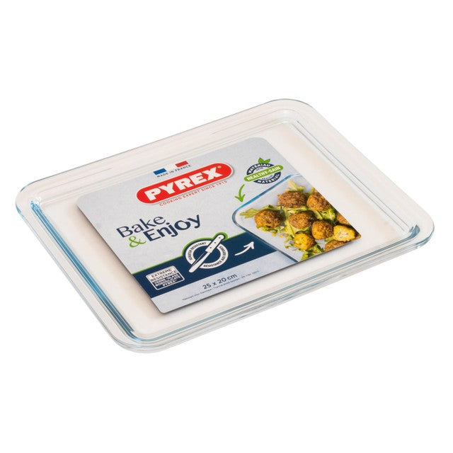 Pyrex small glass baking tray 25cm, imported from the UK