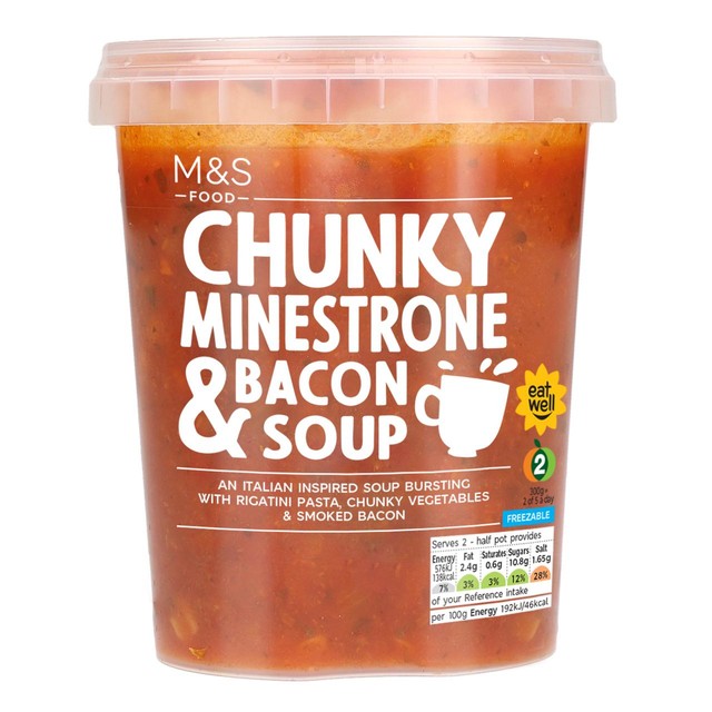 M&S Chunky Minestrone Soup with Bacon 600g, imported from the UK